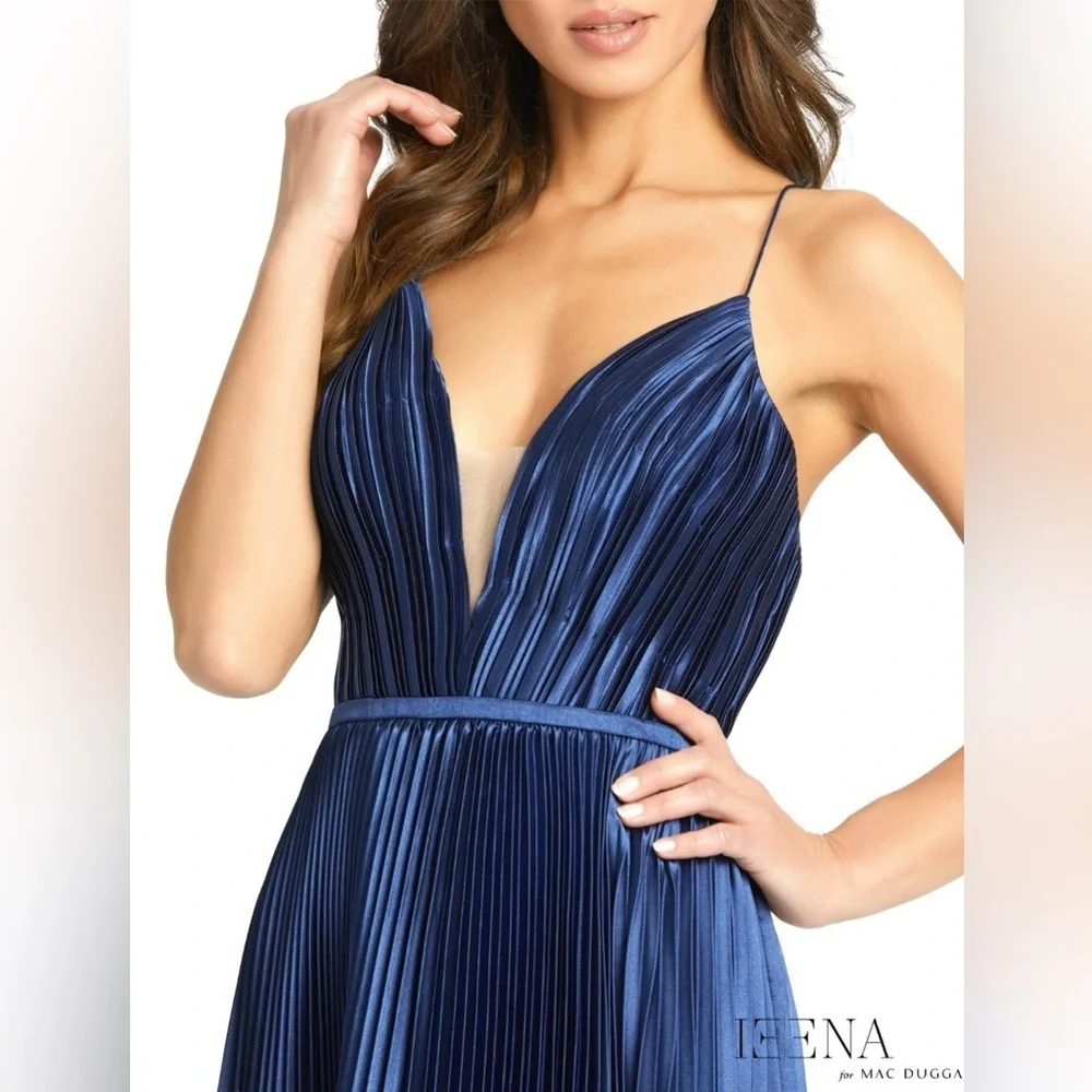Mac Duggal 49039 NWT Plunge Neck Pleated Evening Gown - Picture 3 of 8